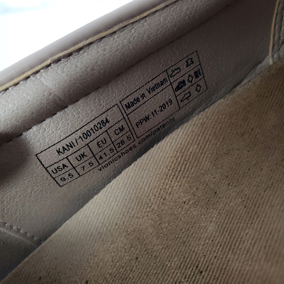 Vionic Kani Slip On Shoe Womens Size 9.5 Lazer Cut Eyelets Comfort Neutral - Picture 6 of 7